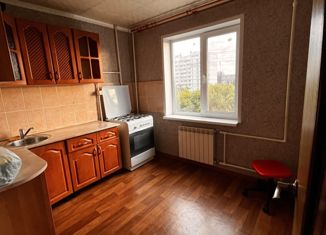 Продаю 1-ком. квартиру, 36 м2, Омск, улица Кирова, 6/2, Октябрьский округ