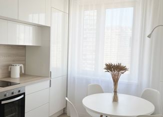 Продается 2-комнатная квартира, 47 м2, Москва, улица Кулакова, 19, метро Строгино