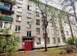 Продажа 2-комнатной квартиры, 43.5 м2, Колпино, улица Танкистов, 22