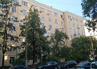 Продается 2-ком. квартира, 65.2 м2, Москва, Донская улица, 6с1, Донская улица