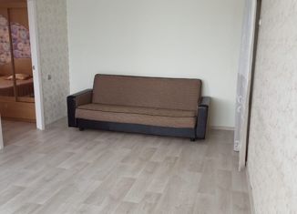 Продам четырехкомнатную квартиру, 62 м2, Алапаевск, улица Фрунзе, 102