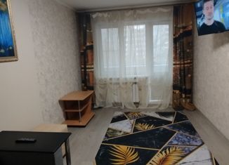 Сдается в аренду двухкомнатная квартира, 56 м2, Красноярский край, Краснодарская улица, 34