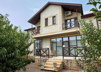 Продается дом, 394 м2, посёлок городского типа Яблоновский, улица Чапаева