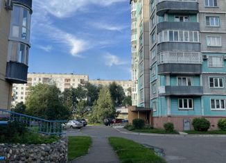 Продаю трехкомнатную квартиру, 114.4 м2, Новокузнецк, улица Кирова, 129