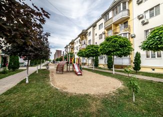 Продам трехкомнатную квартиру, 64.4 м2, посёлок Знаменский, Светлая улица, 1