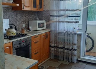 Продам 2-ком. квартиру, 53.6 м2, Гусь-Хрустальный, Теплицкий проспект, 35