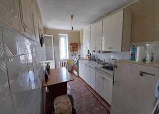 Продаю 3-комнатную квартиру, 80 м2, Каменск-Шахтинский, проспект Карла Маркса, 67