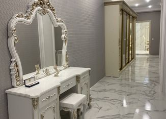 Продажа четырехкомнатной квартиры, 114.9 м2, Ейск, улица Богдана Хмельницкого, 90