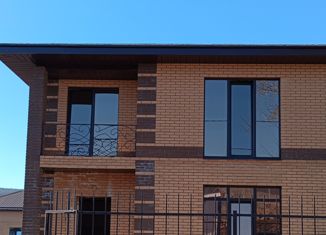 Продаю таунхаус, 98 м2, Альметьевск, Советская улица, 219/2