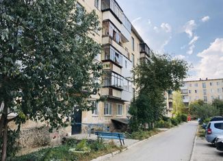 Продаю 1-комнатную квартиру, 30 м2, Полевской, улица Челюскинцев, 5