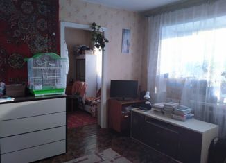 Продается двухкомнатная квартира, 42 м2, Кострома, улица Титова, 2, Центральный район