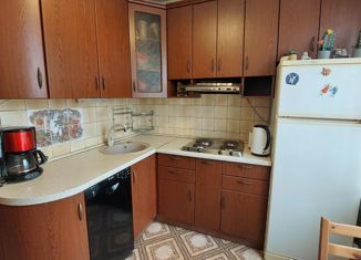 Продается трехкомнатная квартира, 61 м2, Москва, улица Конёнкова, 6А, улица Конёнкова