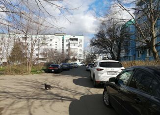 Продажа 2-комнатной квартиры, 52 м2, Кореновск, улица Циолковского, 12