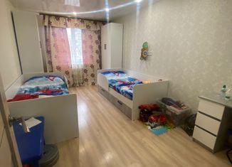 Продажа трехкомнатной квартиры, 68 м2, Коми, улица Малышева, 18