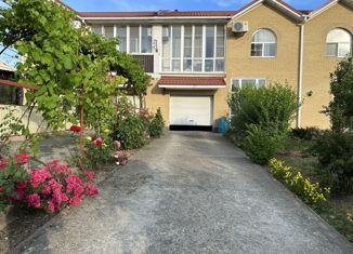 Продается таунхаус, 120 м2, Новороссийск, Каштановая улица, 3