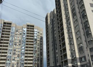 Продаю 3-комнатную квартиру, 88 м2, Курская область, улица Карла Маркса, 31А