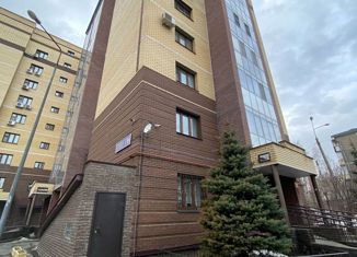 2-комнатная квартира в аренду, 70 м2, Татарстан, улица Аделя Кутуя, 9