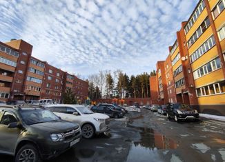 Продаю однокомнатную квартиру, 32.9 м2, Новосибирск, улица Маяковского, 1/1, улица Маяковского