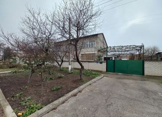 Продам 3-ком. квартиру, 62 м2, Новопавловск, Трудовой переулок, 4