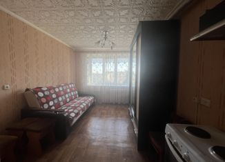 Продается 1-комнатная квартира, 17 м2, Губкин, улица Дзержинского, 90