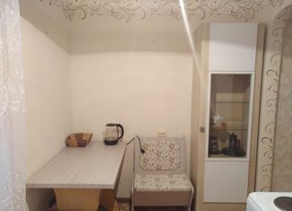 Продаю 1-ком. квартиру, 34.3 м2, Радужный, 9-й микрорайон, 47