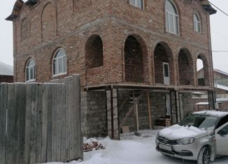 Продам дом, 297.5 м2, посёлок городского типа Берёзовка, улица Дружбы