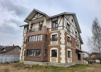 Продается дом, 590 м2, село Молоди