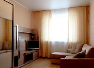 Продаю 3-комнатную квартиру, 60 м2, посёлок городского типа Москаленки, улица Ленина, 33