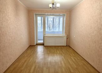 Продам трехкомнатную квартиру, 62 м2, Ахтубинск, улица Стогова, 4
