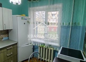 Продаю трехкомнатную квартиру, 58.4 м2, Сорск, улица Кирова, 24