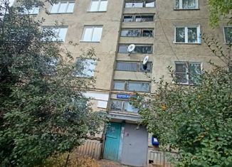 Продаю трехкомнатную квартиру, 64 м2, Самарская область, улица Жигули, 10
