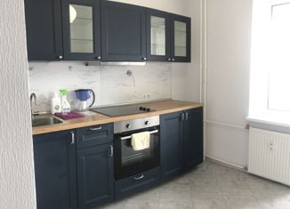 Продам 1-ком. квартиру, 40 м2, Самарская область, улица Нестора Постникова, 2А