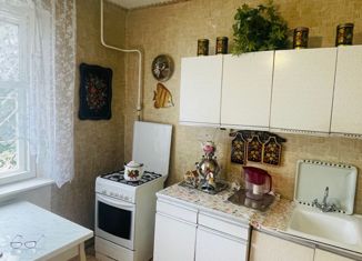 Сдам 1-ком. квартиру, 35 м2, Иваново, улица 10 Августа, 58