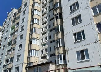 Продам 2-комнатную квартиру, 50.7 м2, поселок городского типа Правокубанский, Шоссейная улица, 12А