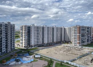 Продам трехкомнатную квартиру, 76 м2, Ленинградская область, проспект Строителей, 5к1