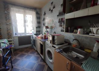 Продам 2-комнатную квартиру, 50 м2, Каменск-Шахтинский, улица Гагарина, 10