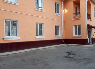 Продается трехкомнатная квартира, 78 м2, Новоуральск, улица Чкалова, 2