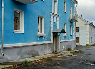 Продается 2-ком. квартира, 46.3 м2, Оленегорск, улица Горького, 2