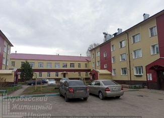 Продажа 1-комнатной квартиры, 30.4 м2, Осинники, улица Гагарина, 4А