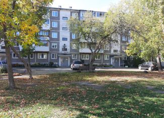 Продаю 3-ком. квартиру, 61.6 м2, Берёзовский, улица Декабристов, 20