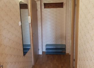Продается двухкомнатная квартира, 43.3 м2, Мурманск, улица Марата, 18