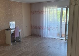 Четырехкомнатная квартира на продажу, 79.8 м2, Дальнегорск, Южная улица, 1