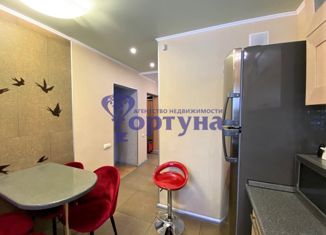 Продам 4-ком. квартиру, 78.8 м2, Саянск, микрорайон Юбилейный, 59