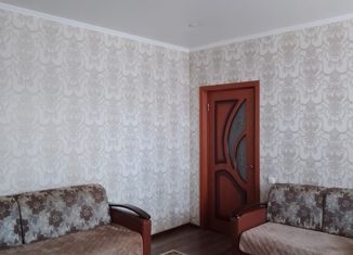 Продаю 2-комнатную квартиру, 61 м2, Арск, Большая улица, 9А