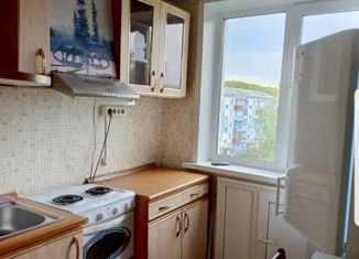 Продам 2-комнатную квартиру, 47.2 м2, Полысаево, улица Крупской, 116