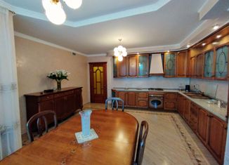 Продается 3-комнатная квартира, 130 м2, Самара, Чапаевская улица, 140, Самарский район