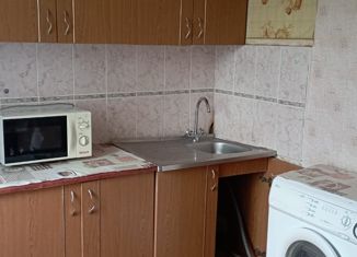 Продается 2-ком. квартира, 55 м2, Челябинская область, Комсомольский проспект, 32