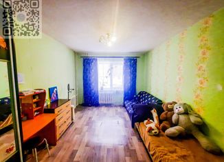 Продается 2-ком. квартира, 55 м2, Нижний Новгород, улица Ватутина, 13, улица Ватутина