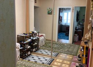 Продается трехкомнатная квартира, 67.6 м2, посёлок городского типа Февральск, Енисейская улица, 2