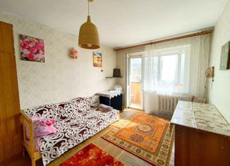 Продам 2-комнатную квартиру, 45 м2, Краснодар, улица Селезнёва, 100